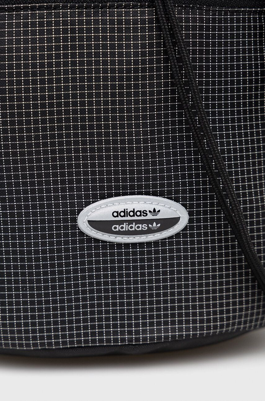 adidas Originals Чанта HD9655 в черно с изчистен дизайн - Pepit.bg