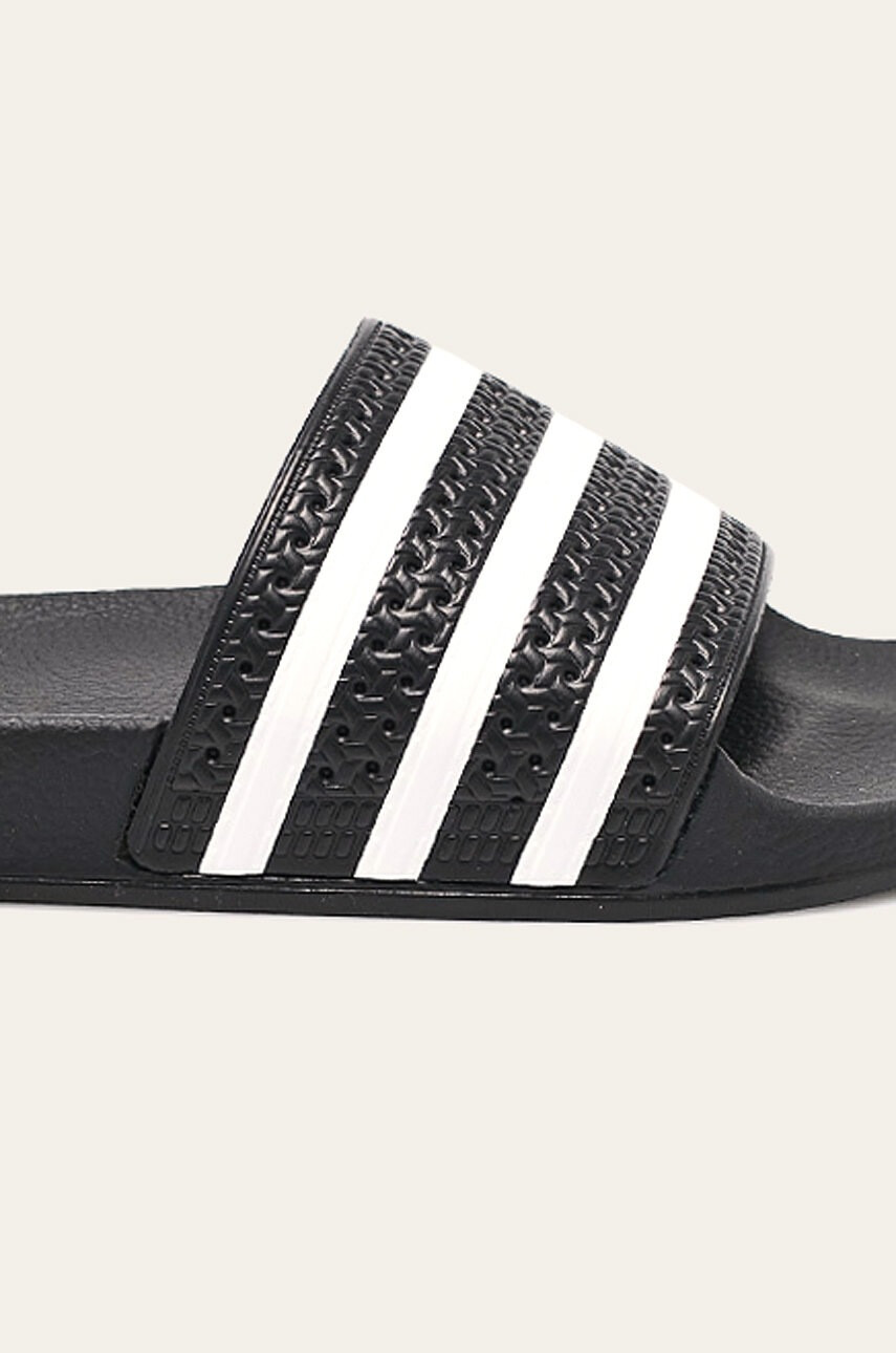 adidas Originals Чехли в черно - Pepit.bg