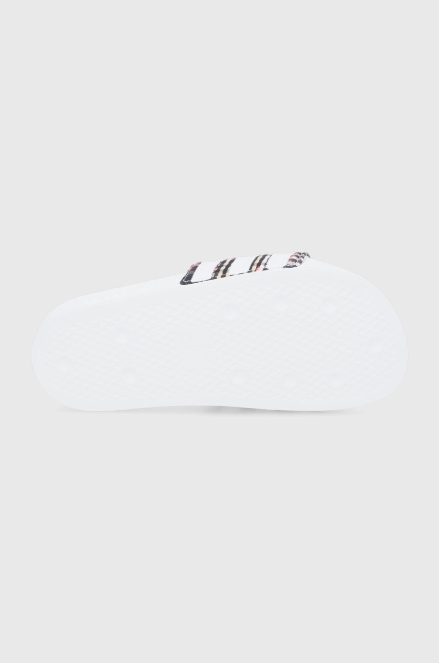 adidas Originals Чехли H00569 дамски в бяло - Pepit.bg