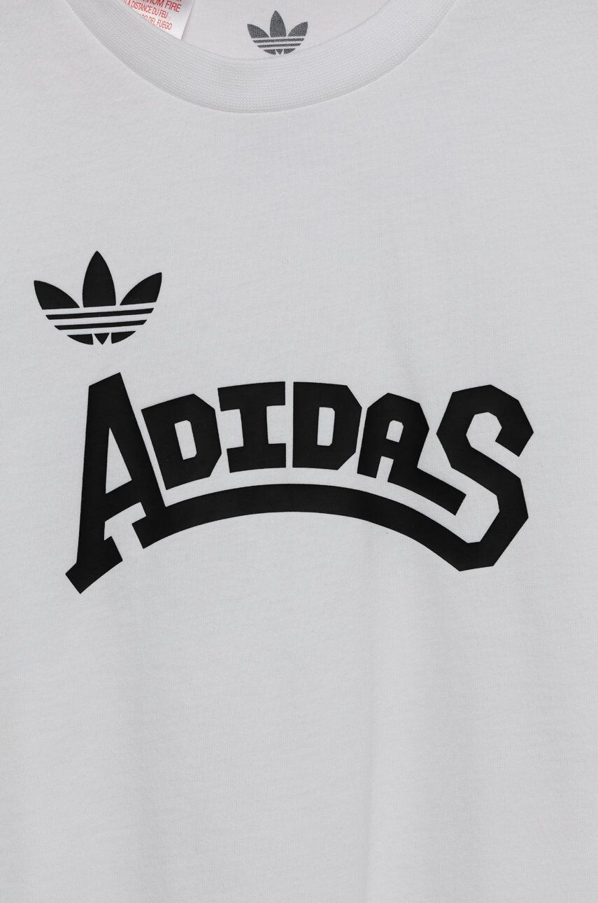 adidas Originals Детска памучна тениска HF4933 в бяло - Pepit.bg