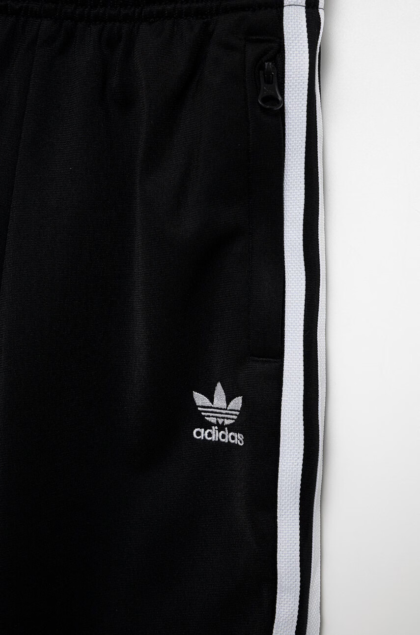 adidas Originals Детски анцуг H25260 в черно - Pepit.bg