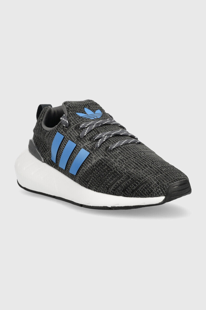 adidas Originals Детски маратонки в черно - Pepit.bg