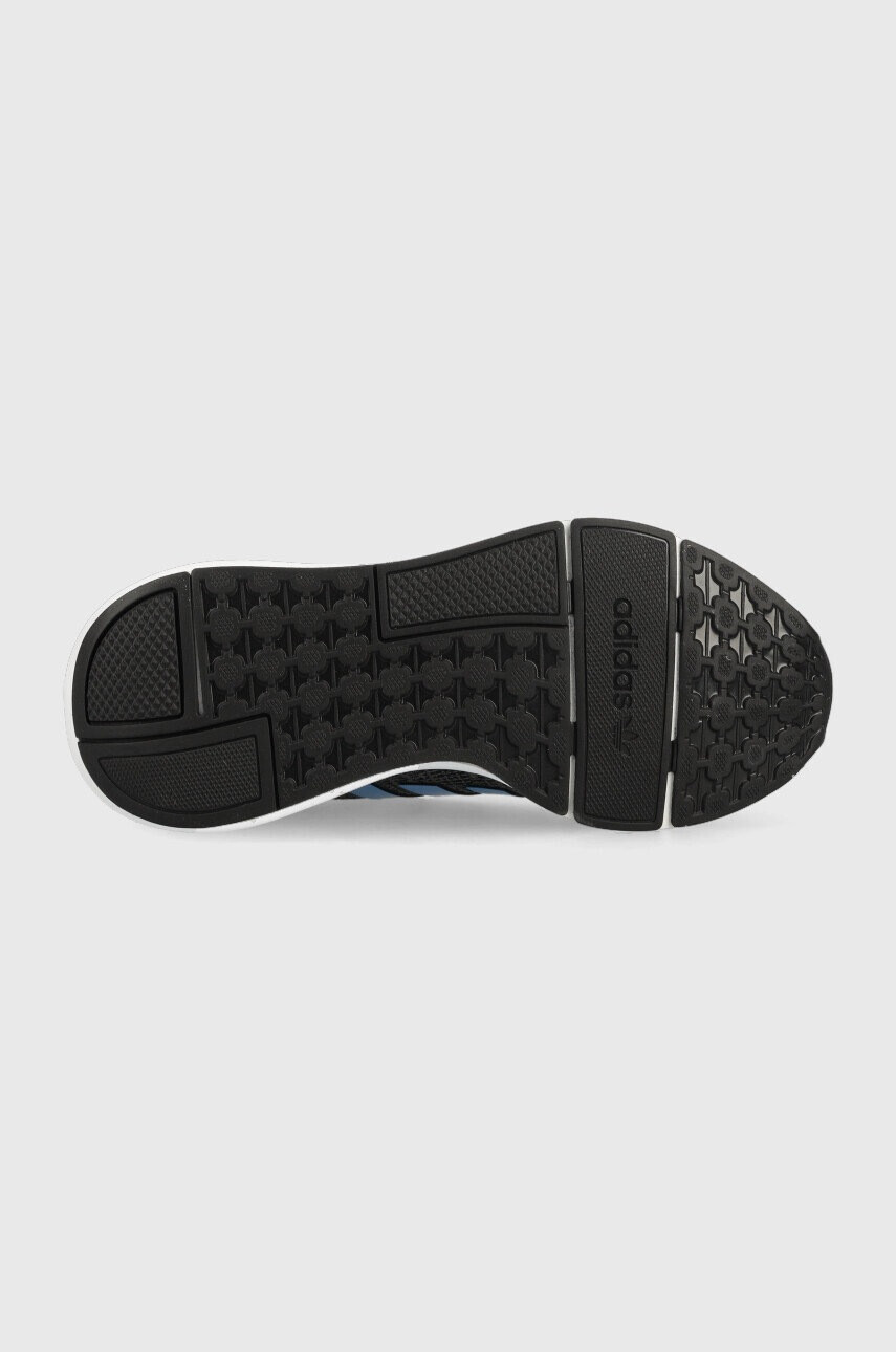 adidas Originals Детски маратонки в черно - Pepit.bg