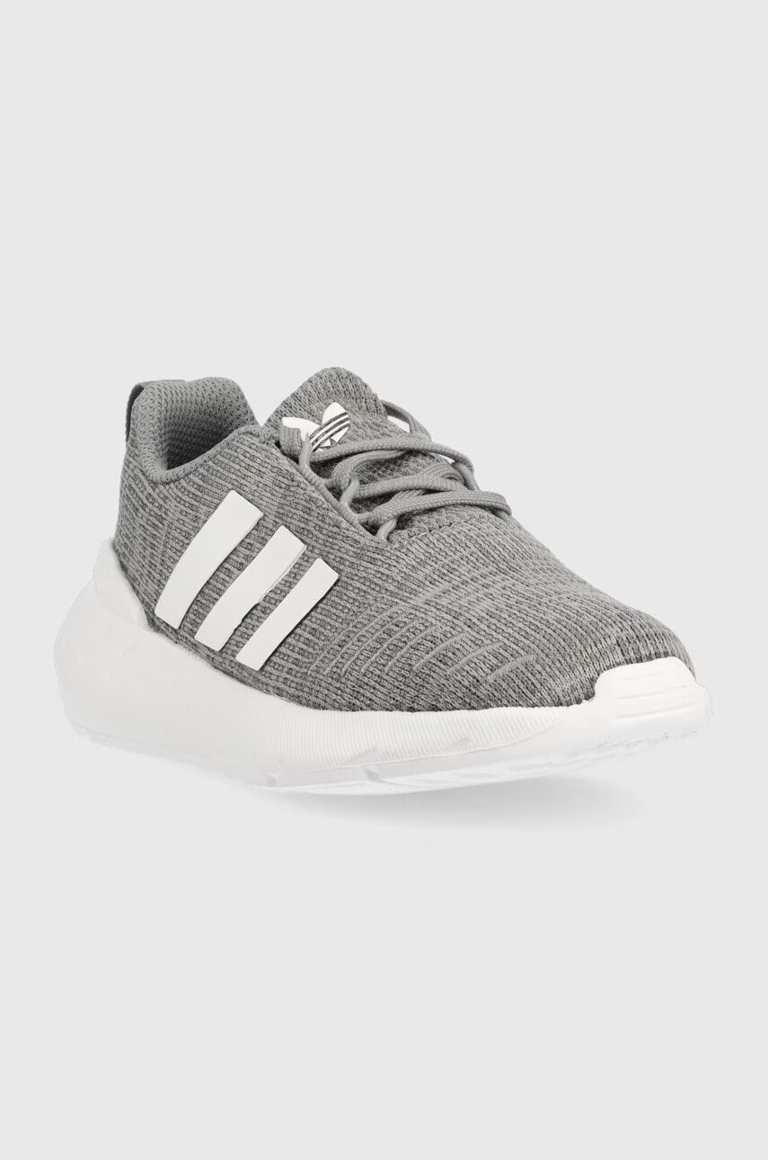 adidas Originals Детски маратонки в бежово - Pepit.bg
