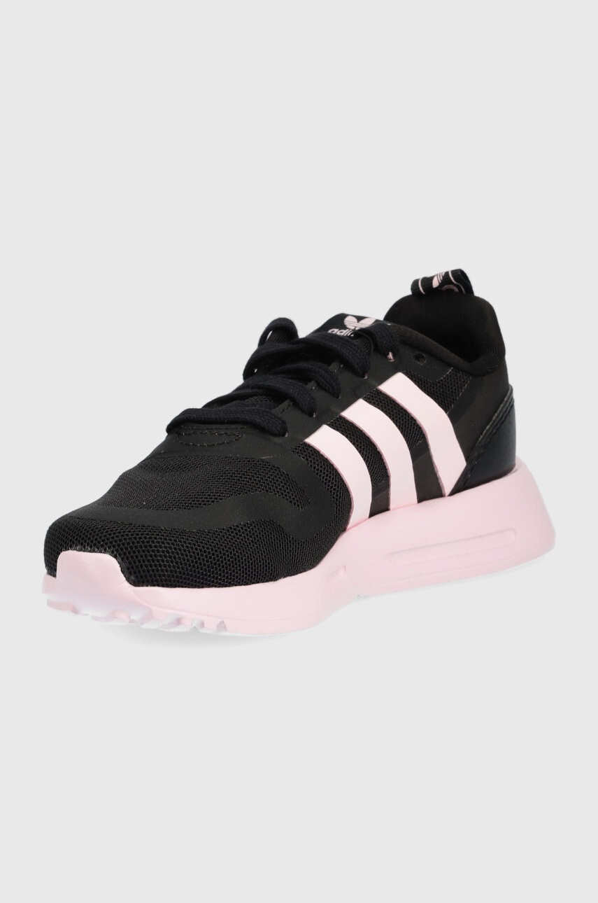 adidas Originals Детски маратонки Multix GW5545 в черно - Pepit.bg