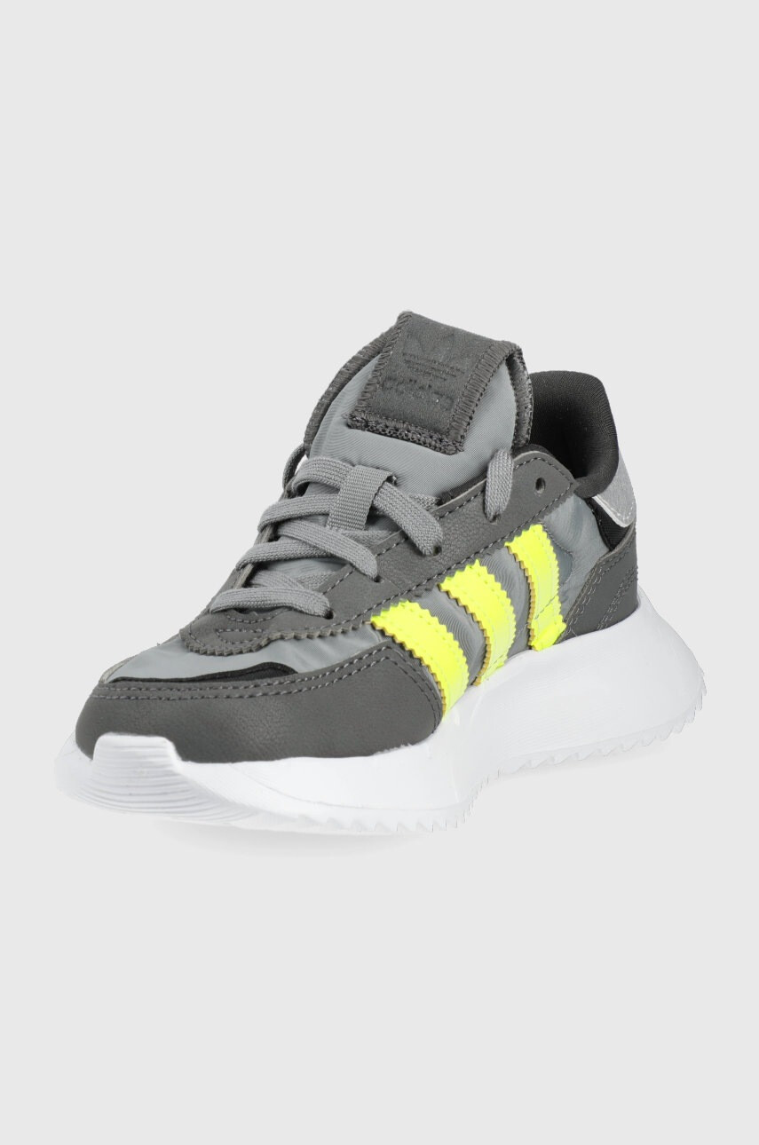 adidas Originals Детски обувки Retropy GW3315 в бяло - Pepit.bg