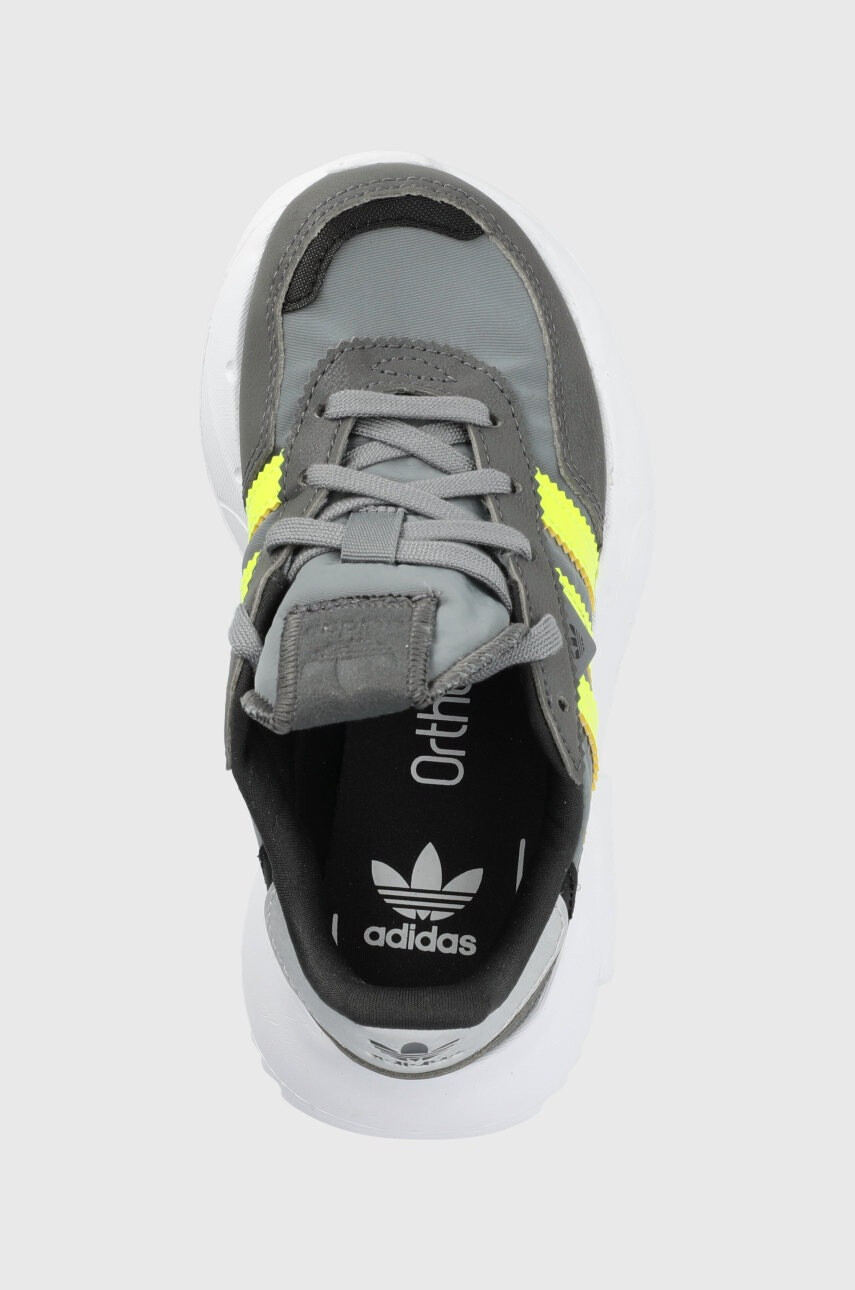 adidas Originals Детски обувки Retropy GW3315 в бяло - Pepit.bg