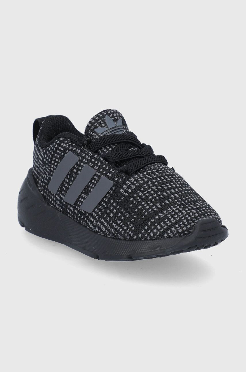 adidas Originals Детски обувки Swift Run 22 El I GW8167 в черно - Pepit.bg