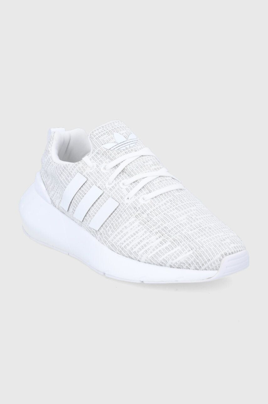 adidas Originals Детски обувки Swift Run GW8175 в сиво - Pepit.bg