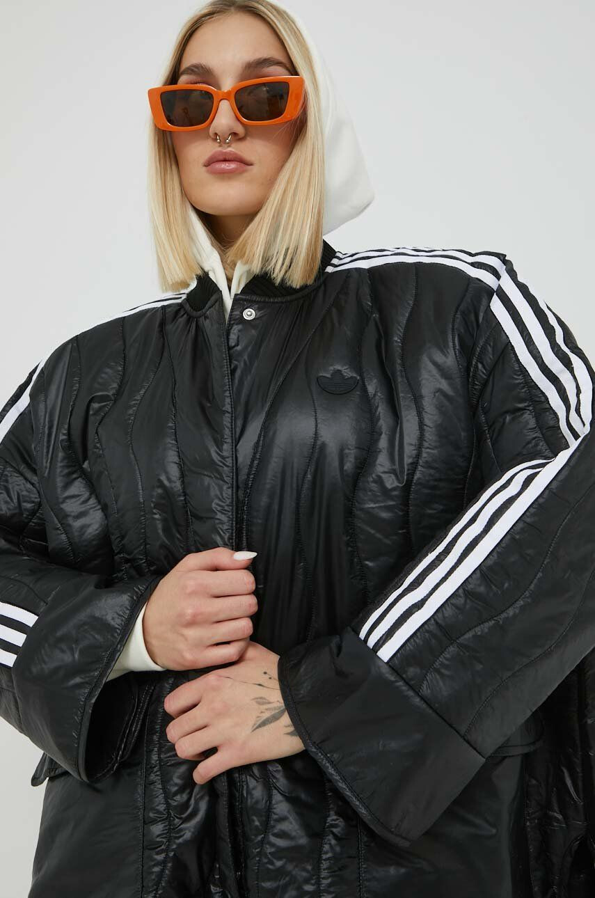 adidas Originals Яке в розово с преходна изолация - Pepit.bg