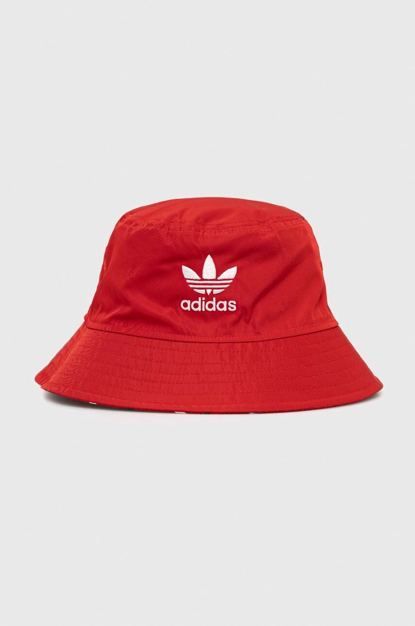 adidas Originals Капела с две лица Thebe Magugu в червено - Pepit.bg