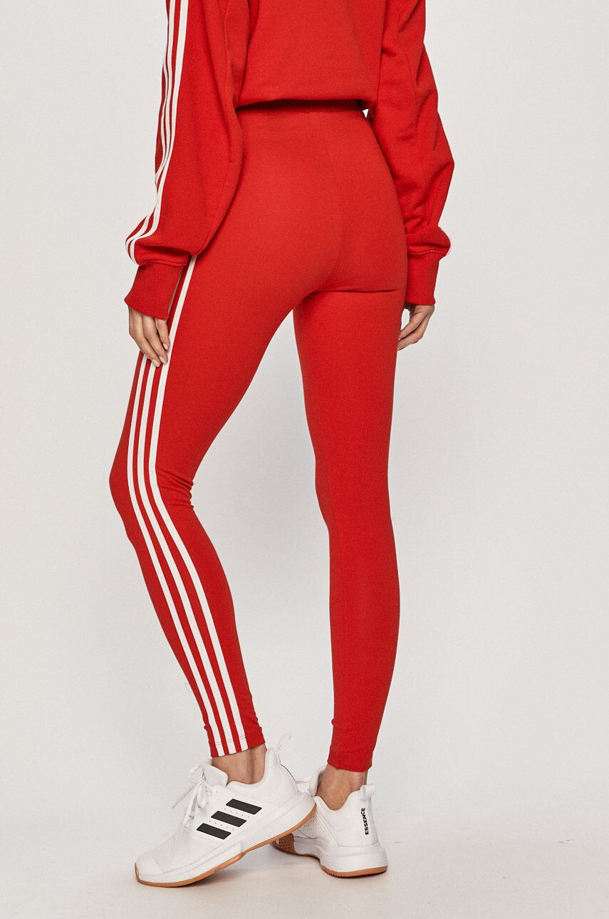 adidas Originals Клин в тъмносиньо с апликация - Pepit.bg