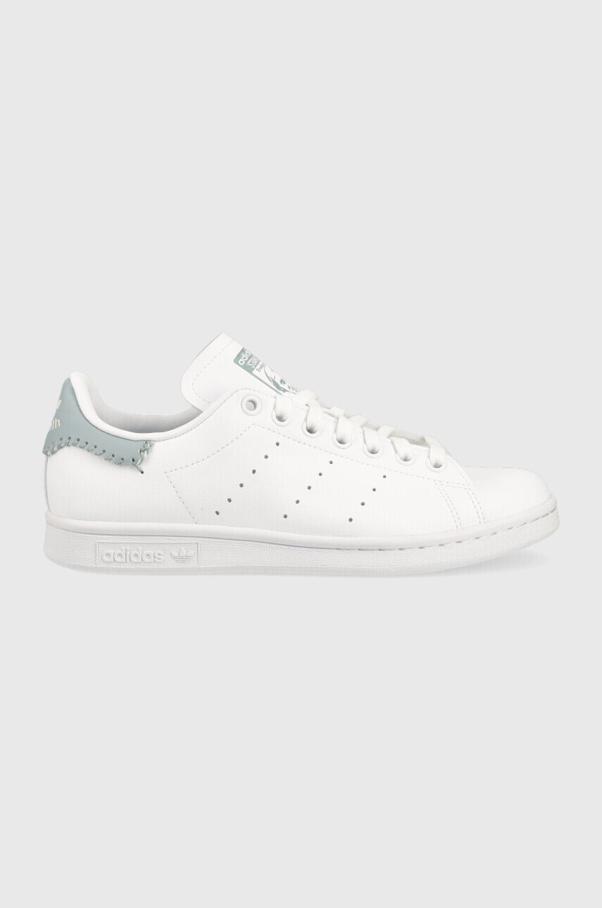 adidas Originals Маратонки STAN SMITH в бяло - Pepit.bg