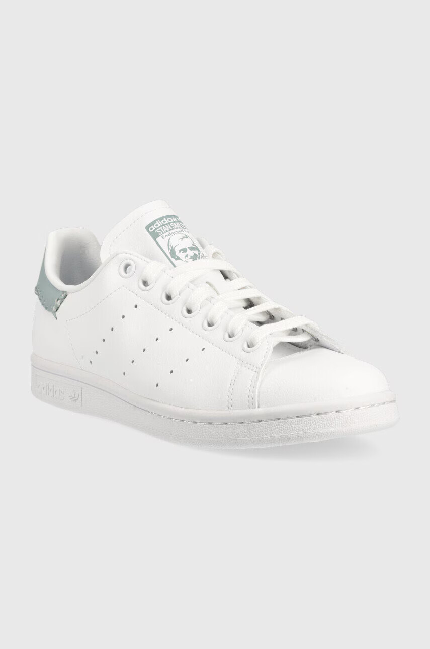 adidas Originals Маратонки STAN SMITH в бяло - Pepit.bg