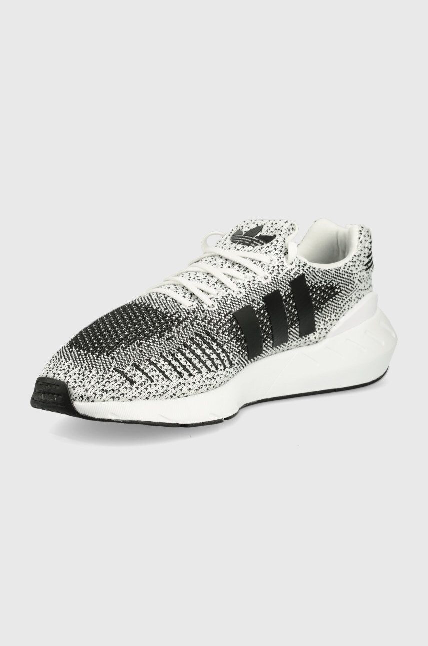 adidas Originals Маратонки Swift Run GZ3507 - Pepit.bg