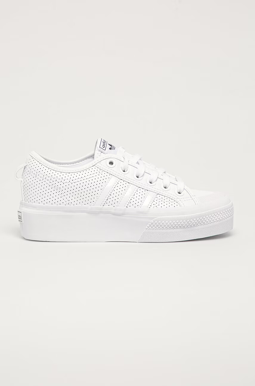 adidas Originals Обувки FX9180 дамски в бяло - Pepit.bg