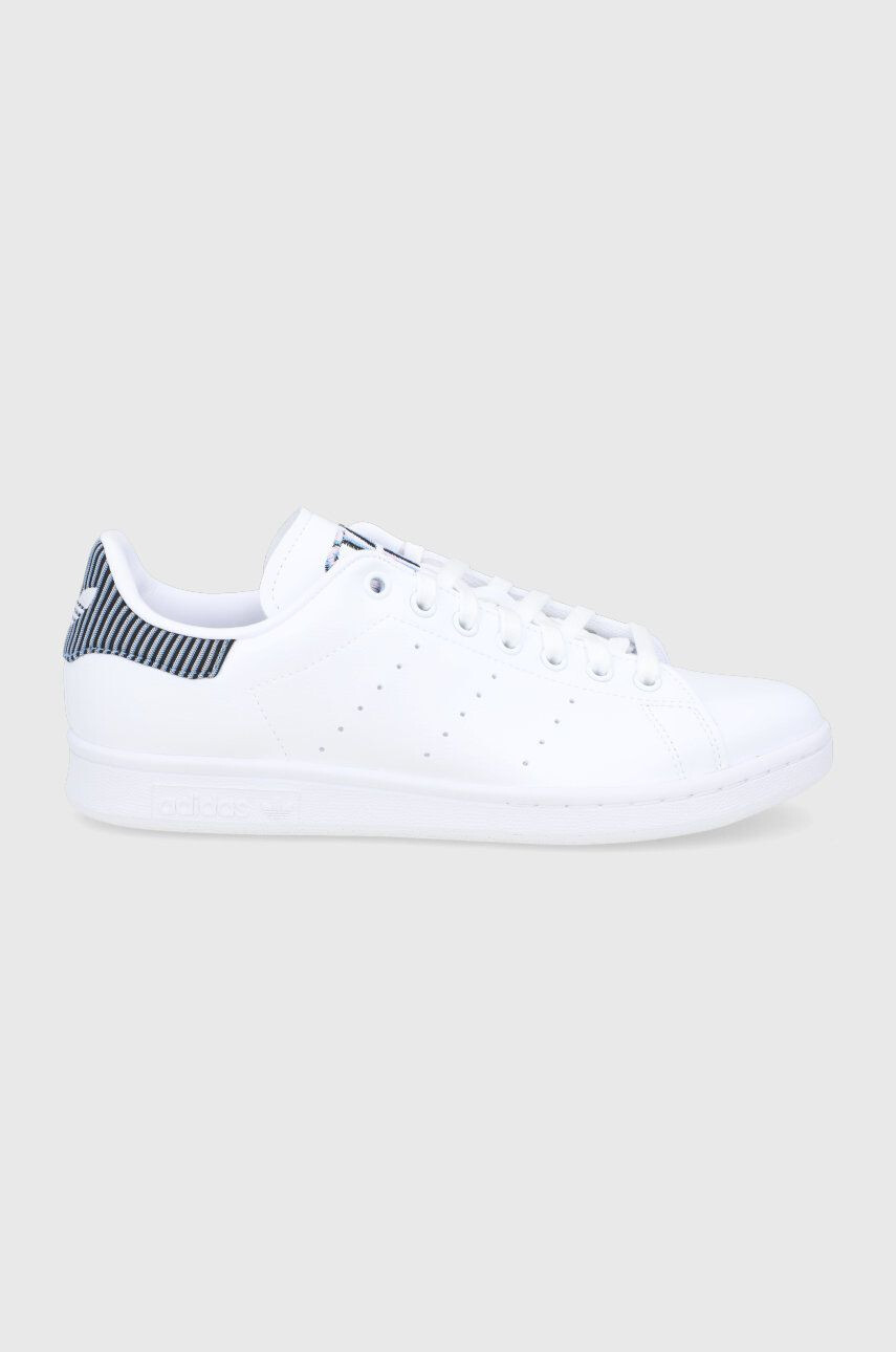 adidas Originals Обувки STAN SMITH в бяло - Pepit.bg