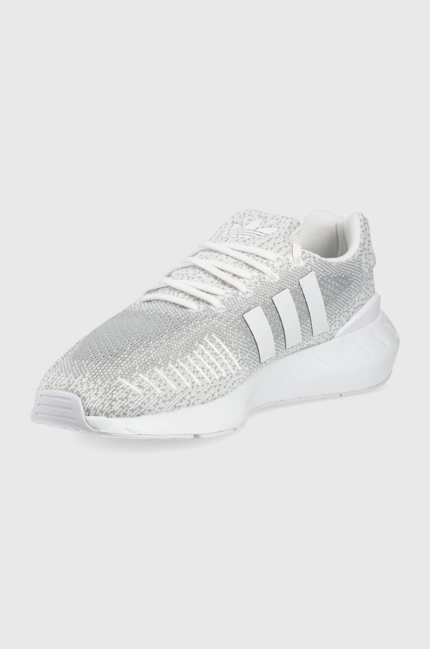 adidas Originals Обувки Swift Run 22 GZ3499 в сиво - Pepit.bg