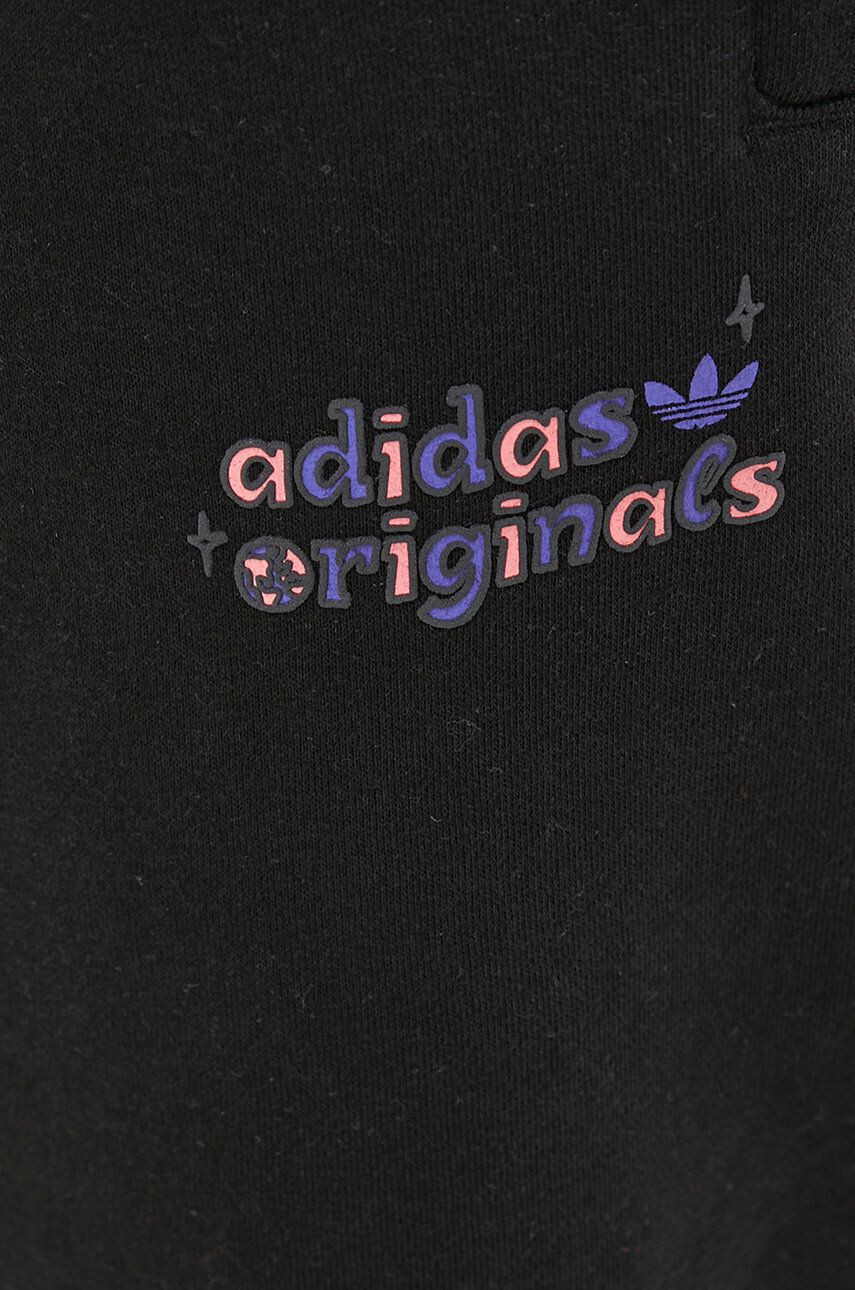 adidas Originals Панталон HC7146 мъжки в черно с принт - Pepit.bg