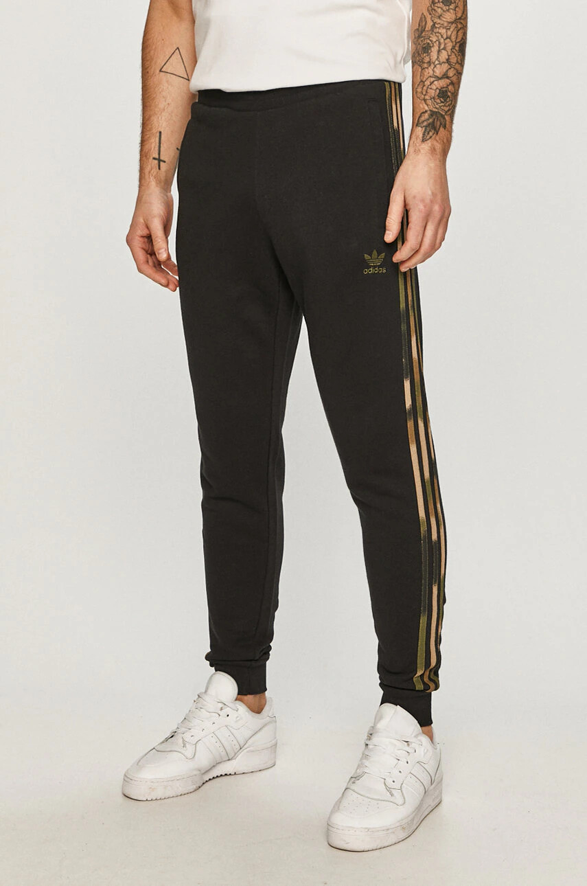adidas Originals Панталони - Pepit.bg