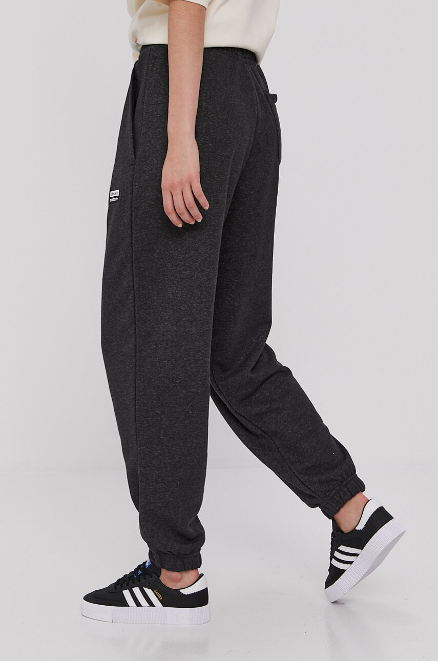 adidas Originals Панталон GN4349 - Pepit.bg
