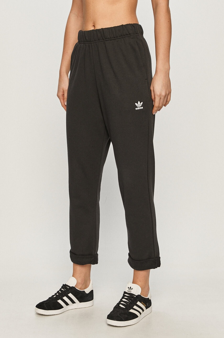 adidas Originals Панталони GN4796 - Pepit.bg