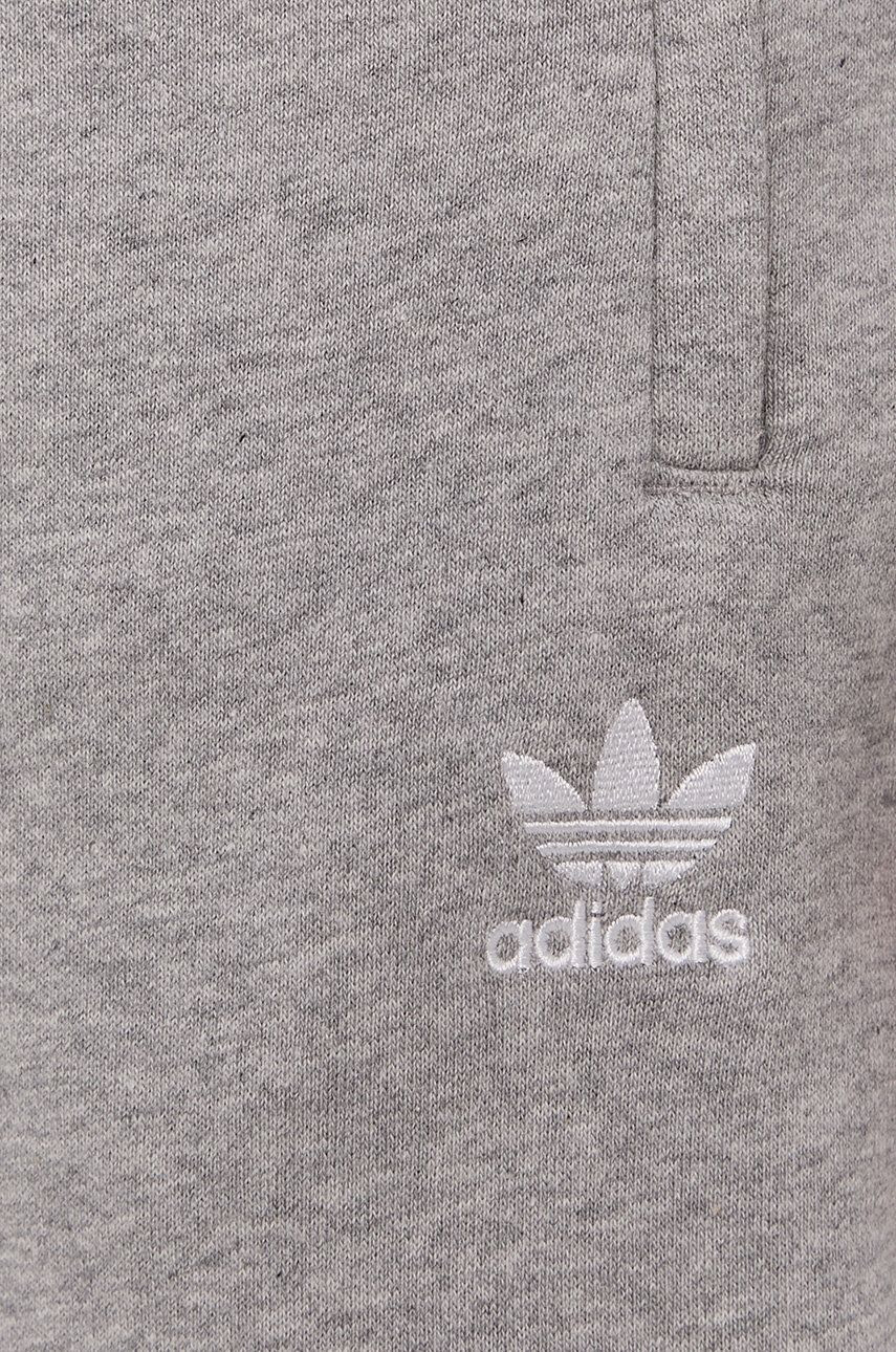 adidas Originals Панталон H34659 мъжки в сиво с изчистен дизайн - Pepit.bg