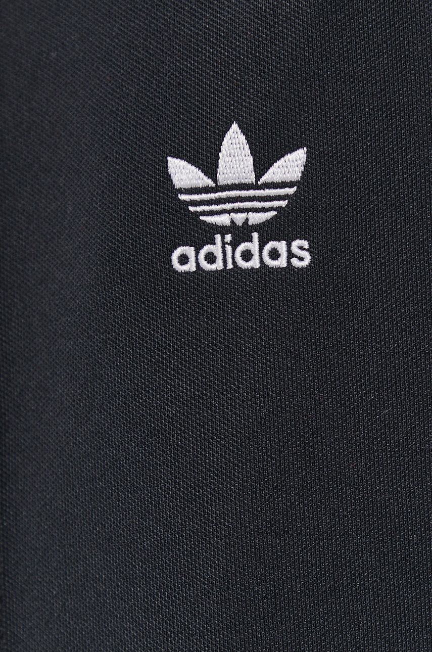 adidas Originals Панталон H35605 дамски в черно с изчистен дизайн - Pepit.bg