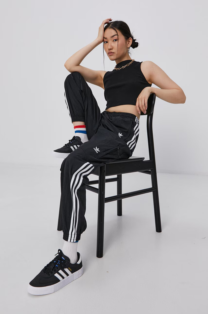 adidas Originals Панталон H22870 - Pepit.bg