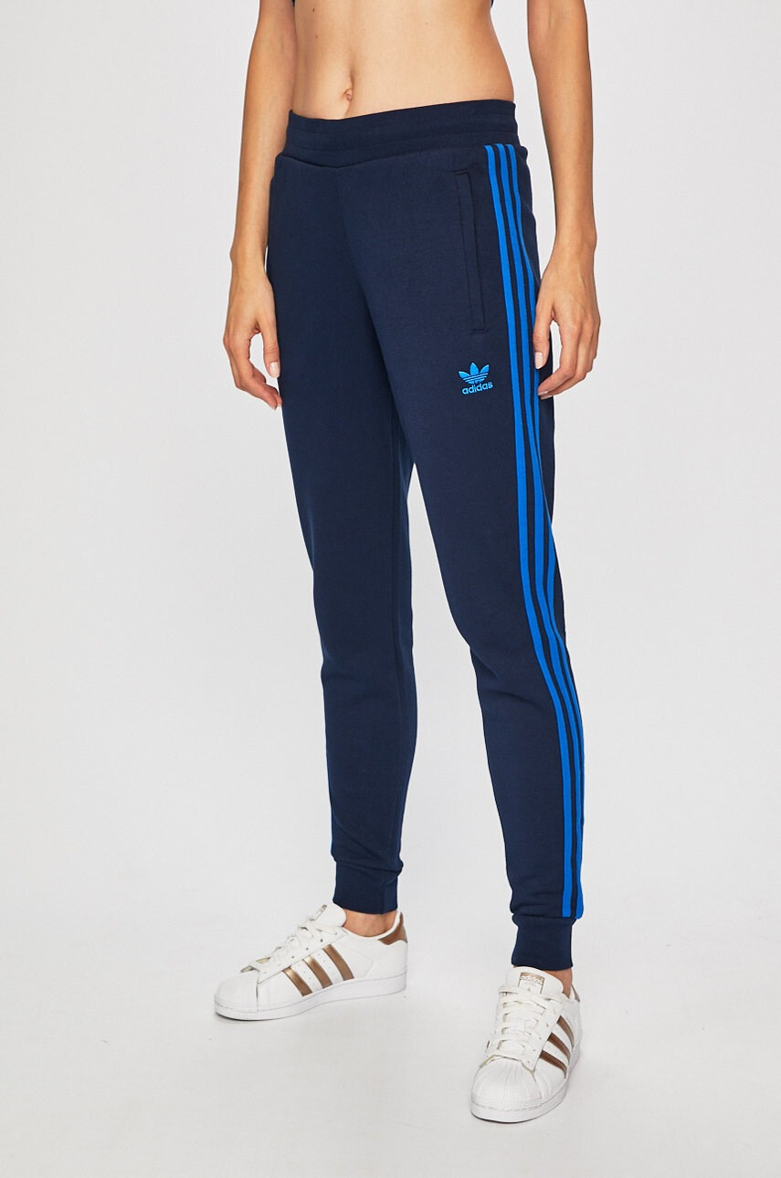 adidas Originals Панталони - Pepit.bg