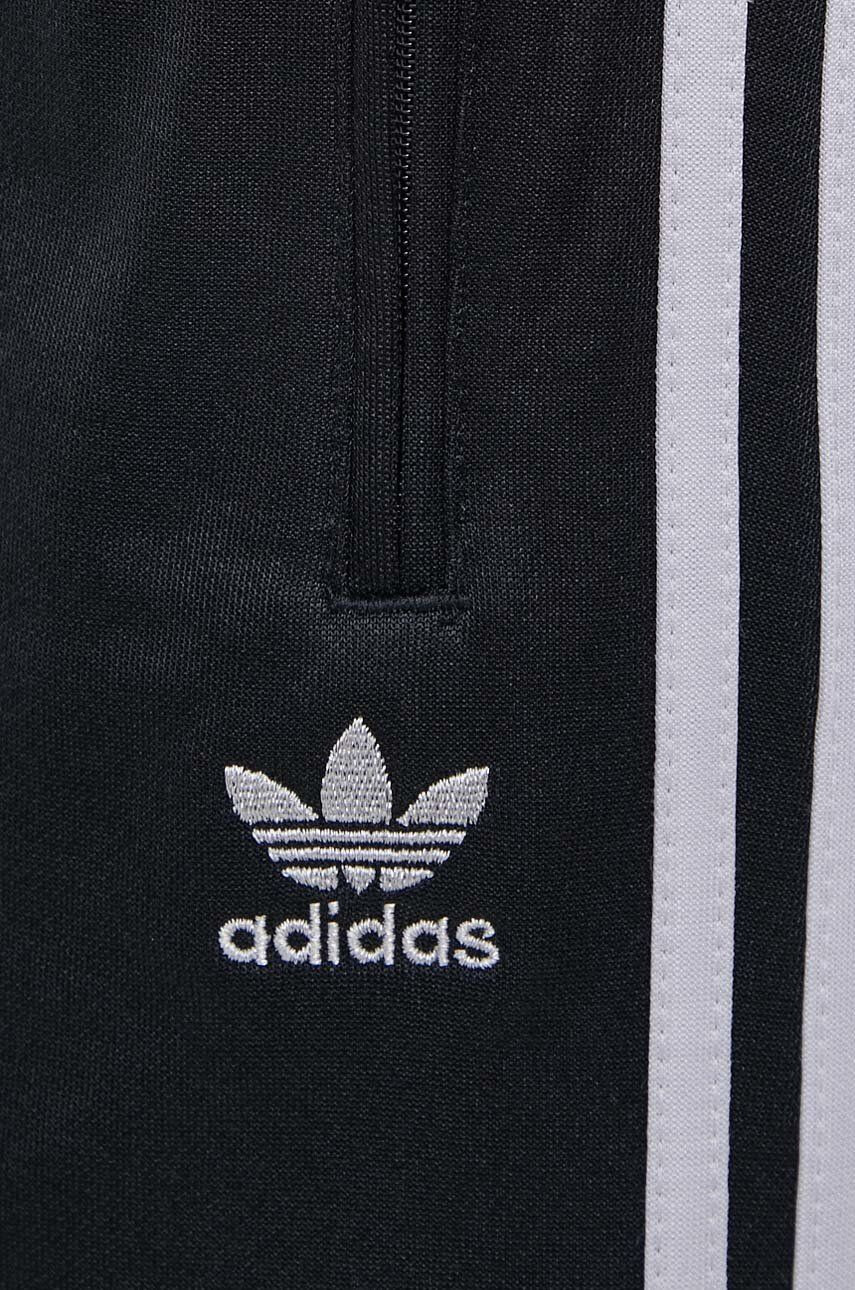 adidas Originals Панталони Adicolor HF7528 дамски в черно - Pepit.bg