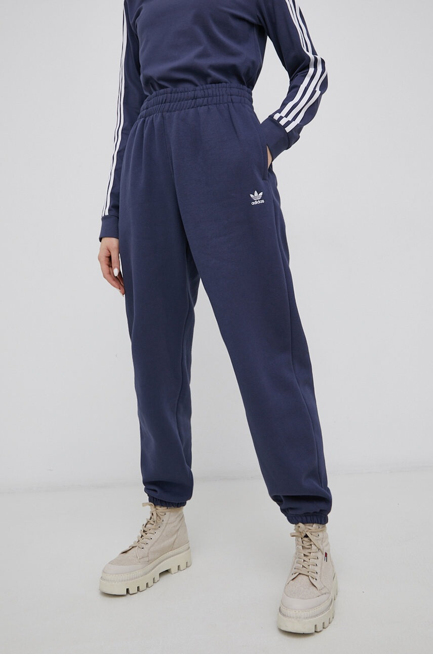 adidas Originals Панталони Adicolor HF7514 - Pepit.bg