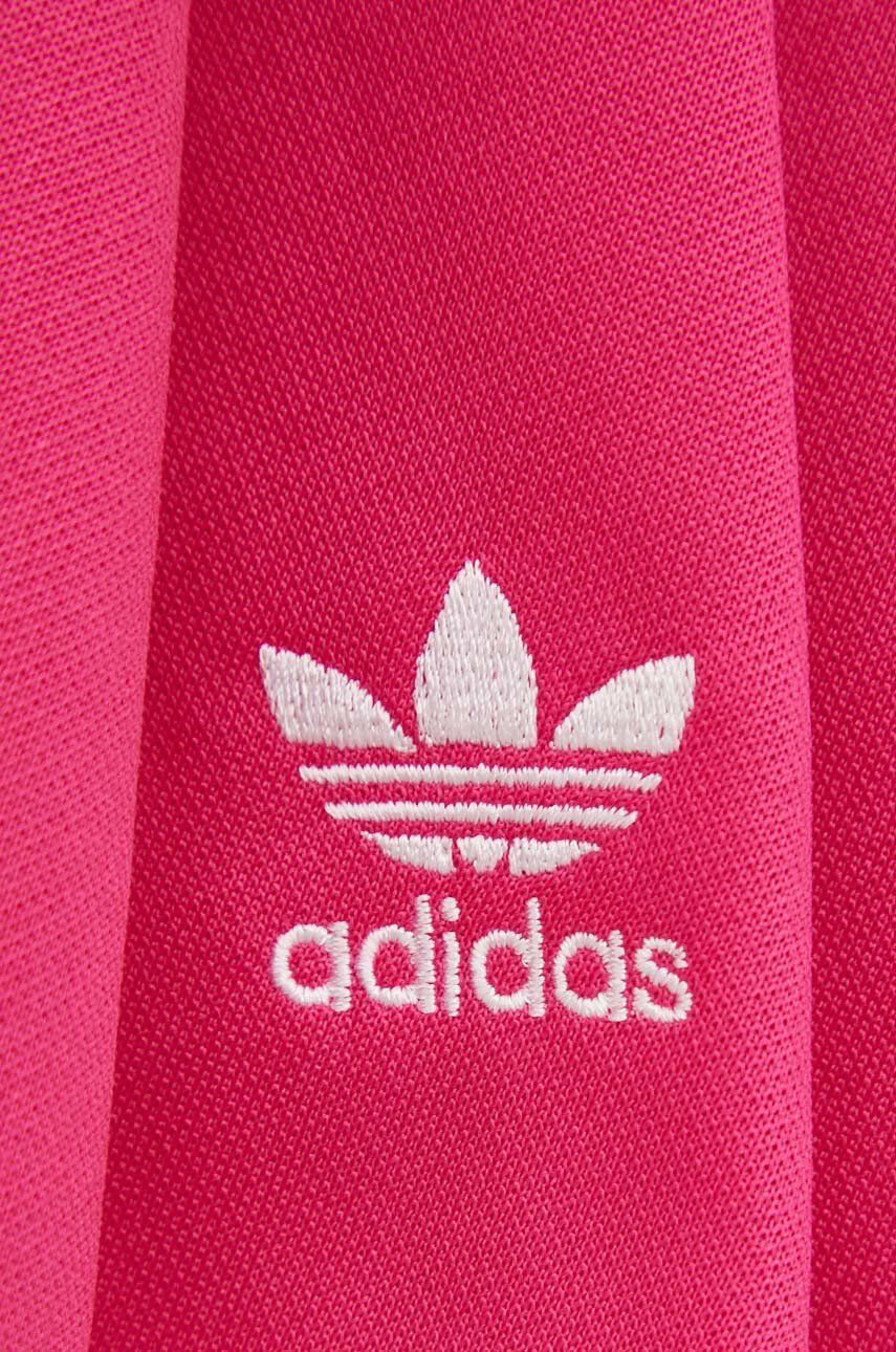 adidas Originals Пола Adicolor HG6151 в розово къс модел разкроен модел - Pepit.bg