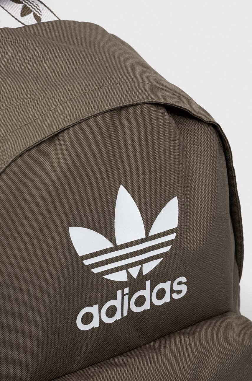 adidas Originals Раница в зелено голям размер с принт - Pepit.bg