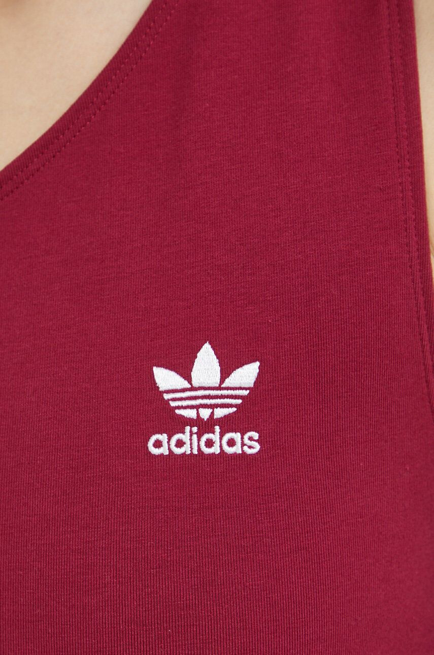 adidas Originals Рокля в бордо къс модел с кройка по тялото - Pepit.bg