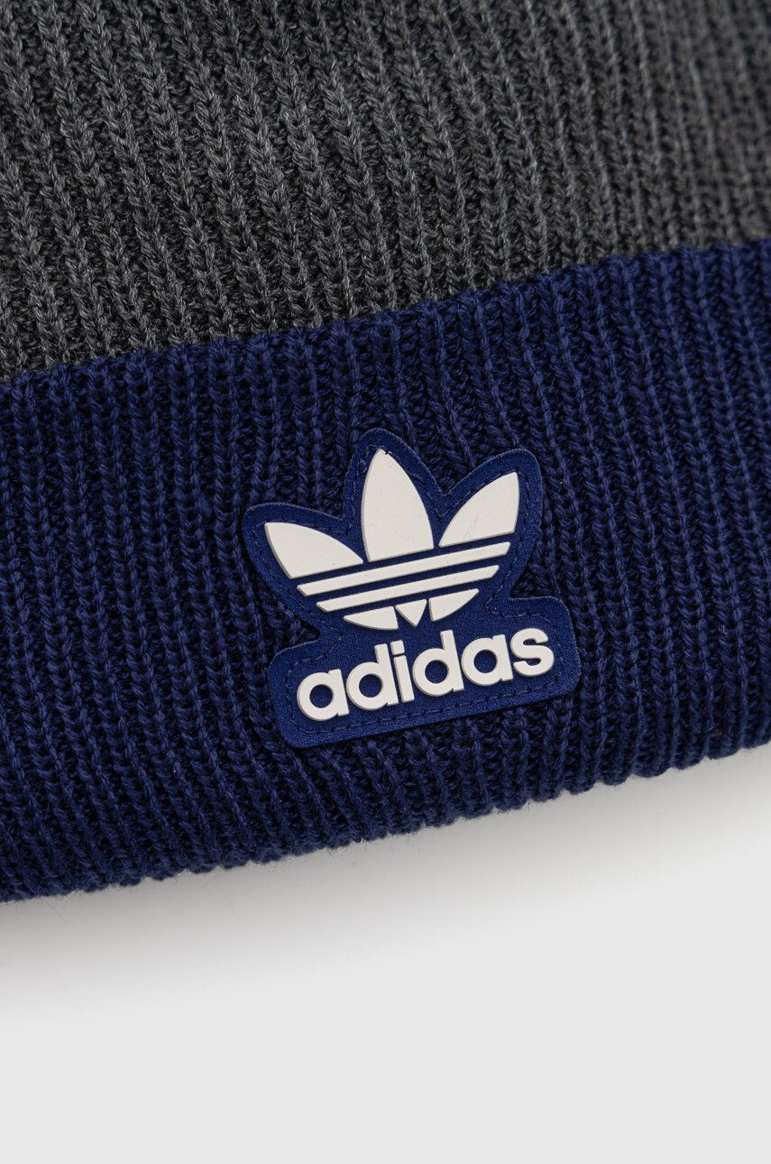 adidas Originals Шапка H35512 в тъмносиньо - Pepit.bg