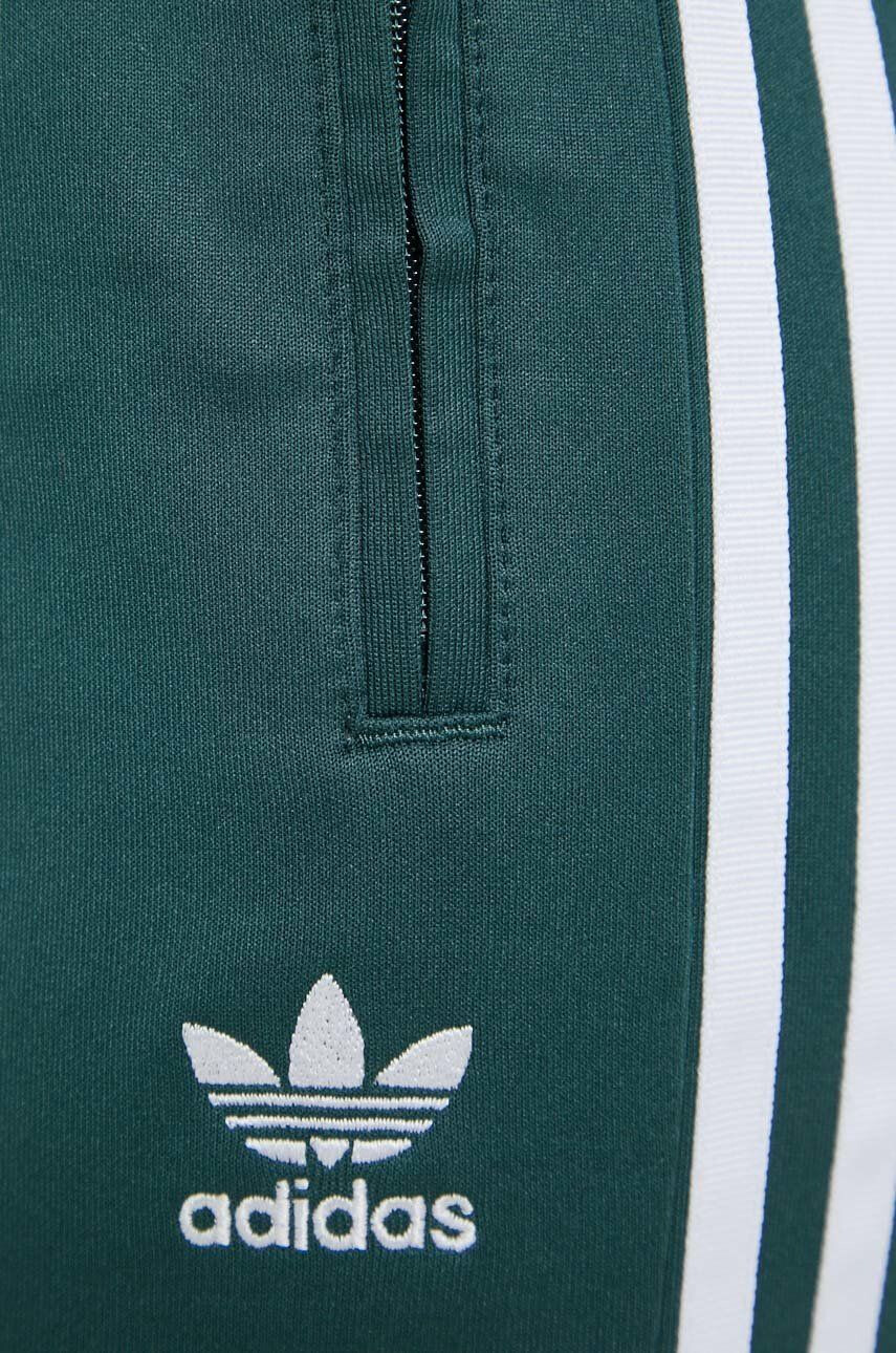 adidas Originals Спортен панталон в зелено с апликация - Pepit.bg