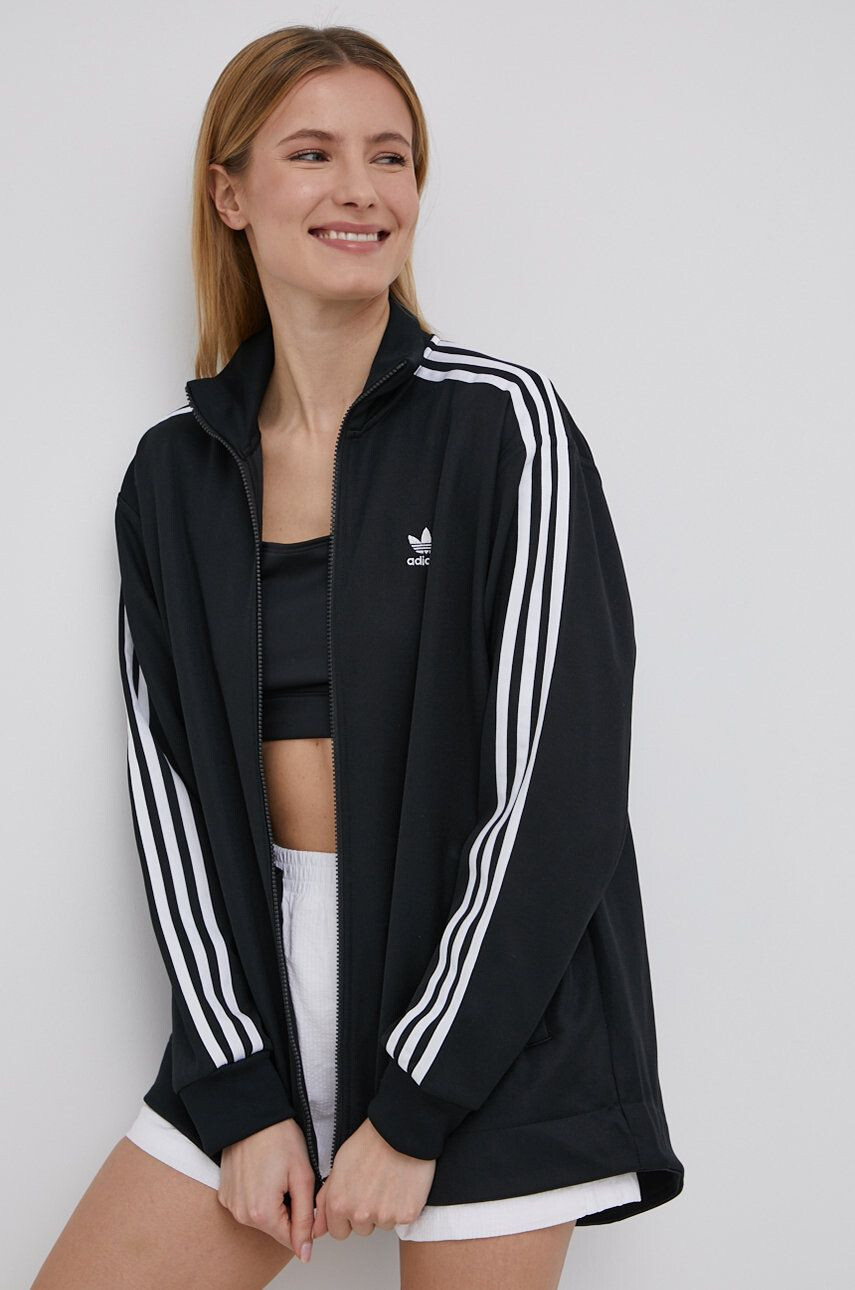 adidas Originals Суичър Adicolor HC2062 дамски в черно с апликация - Pepit.bg