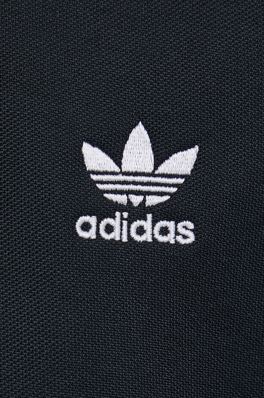 adidas Originals Суичър Adicolor HC2062 дамски в черно с апликация - Pepit.bg