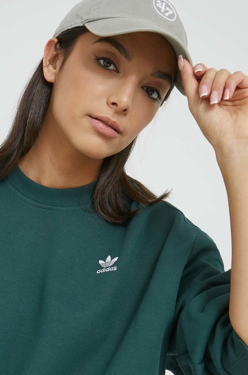 adidas Originals Суичър Always Original в зелено с апликация - Pepit.bg
