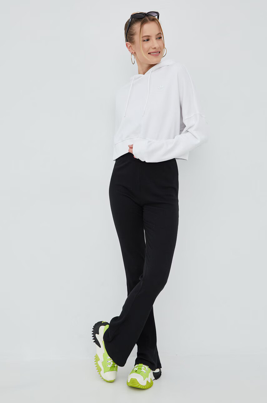 adidas Originals Суичър HT5977 в бяло с принт - Pepit.bg