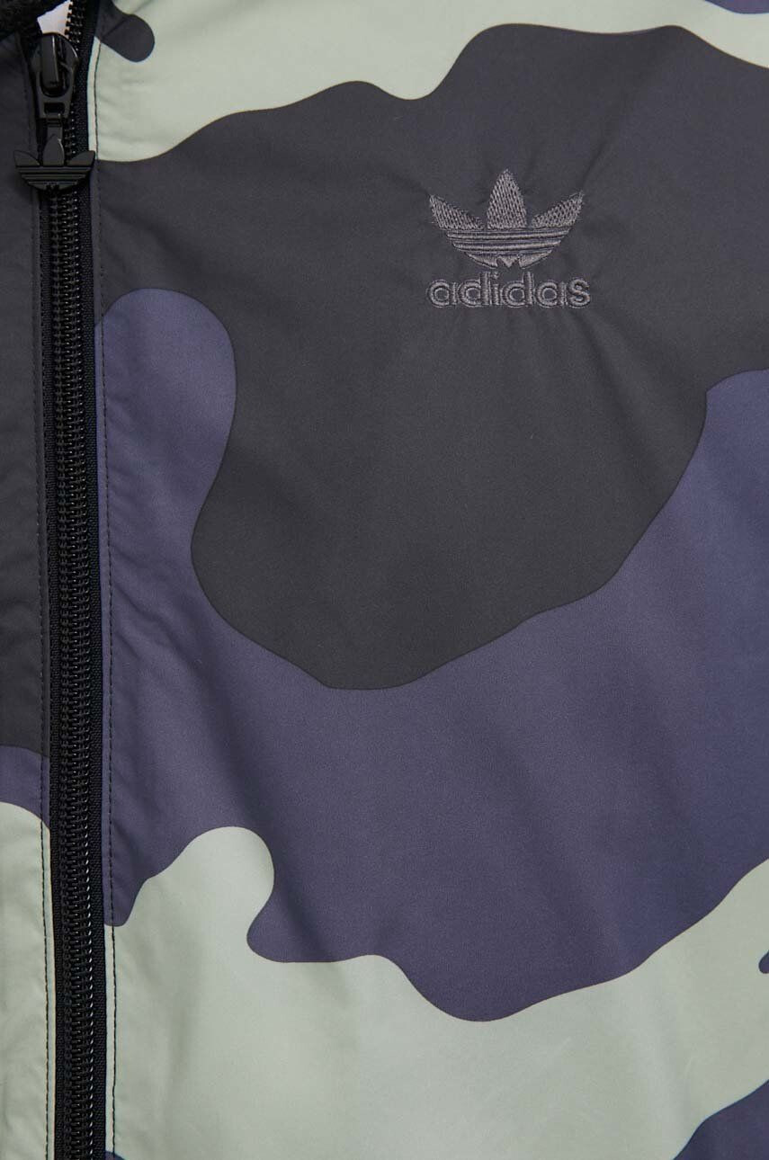 adidas Originals Яке HF4876 мъжка в тъмносиньо с преходна изолация - Pepit.bg