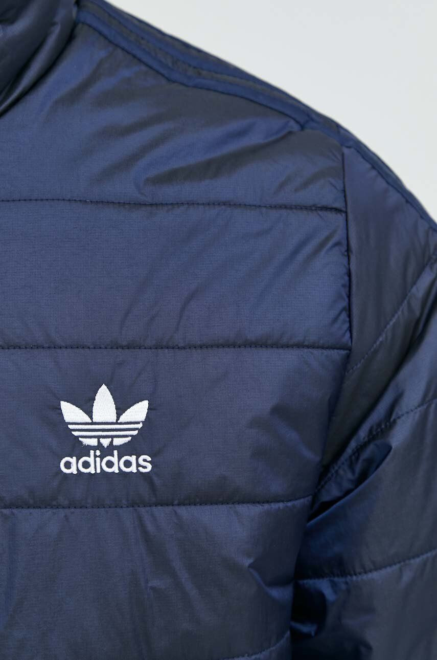 adidas Originals Яке в тъмносиньо с преходна изолация - Pepit.bg