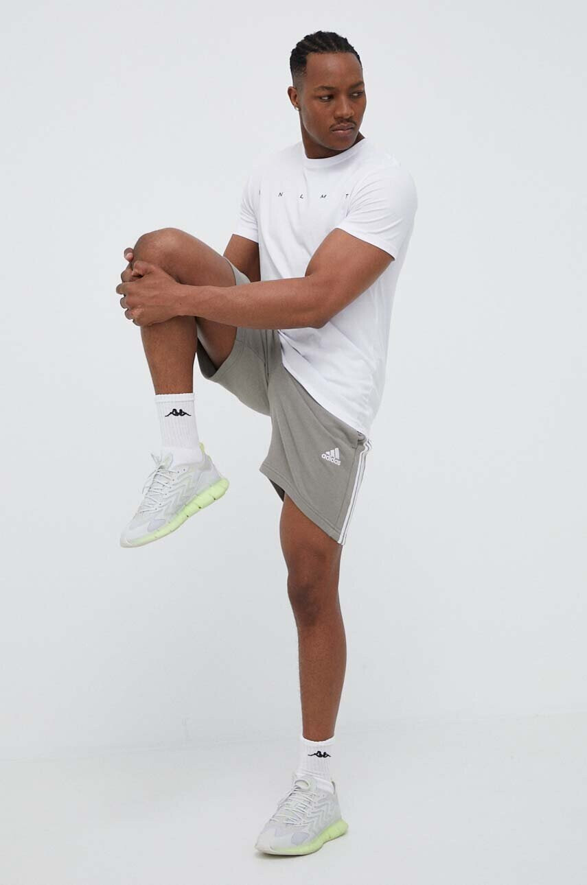 adidas Памучен къс панталон - Pepit.bg