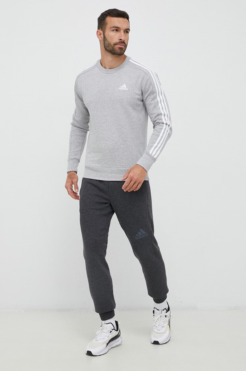 adidas Памучен суичър в сиво меланж на - Pepit.bg