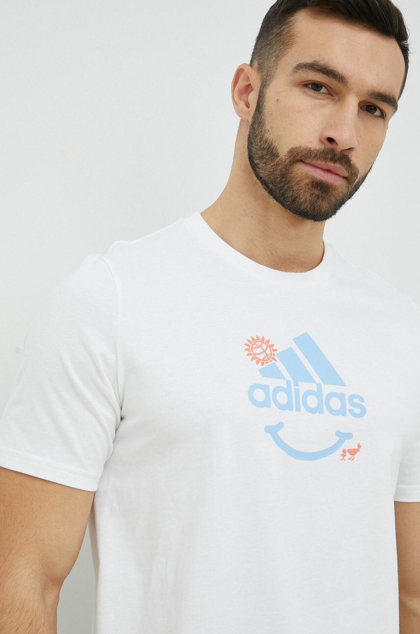 adidas Памучна тениска в бяло с принт - Pepit.bg