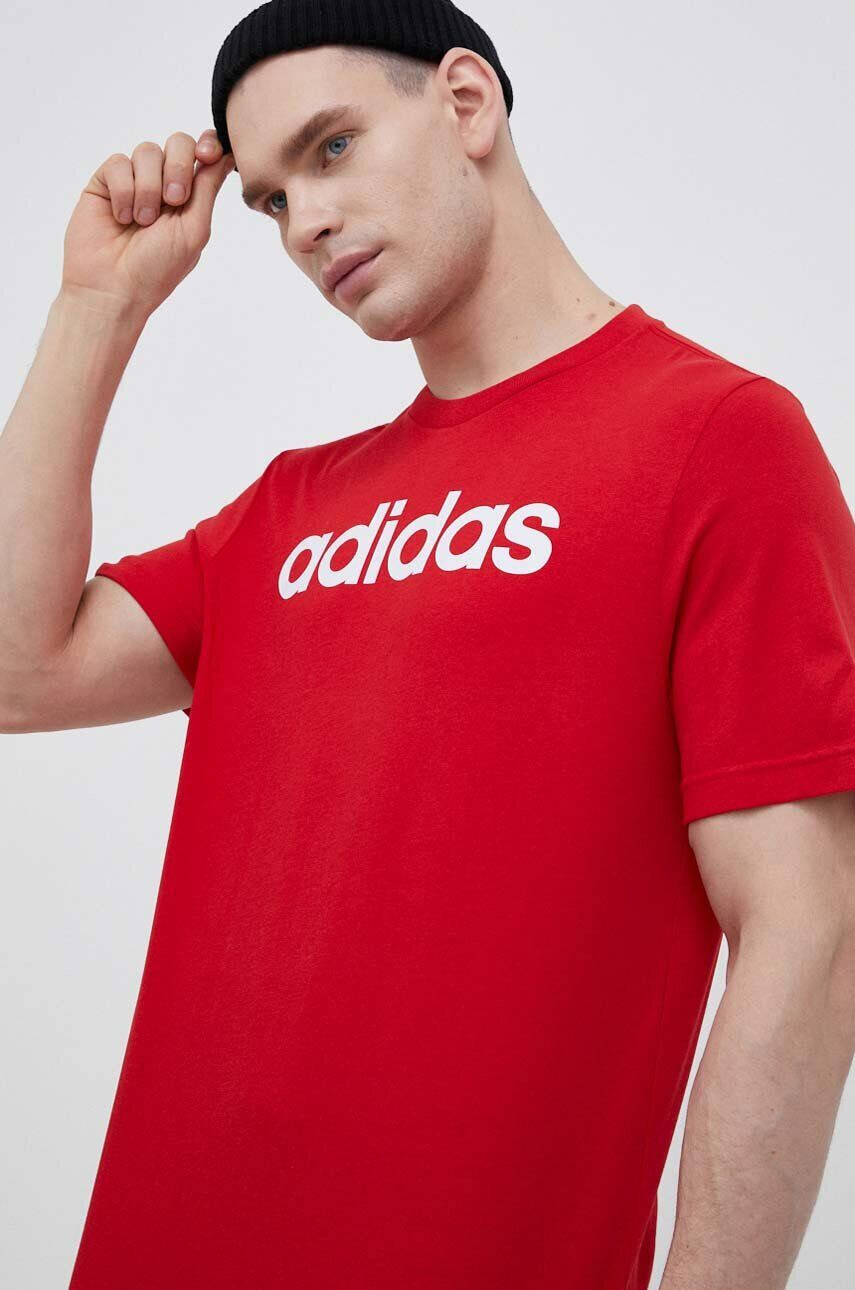 adidas Памучна тениска в червено с принт - Pepit.bg