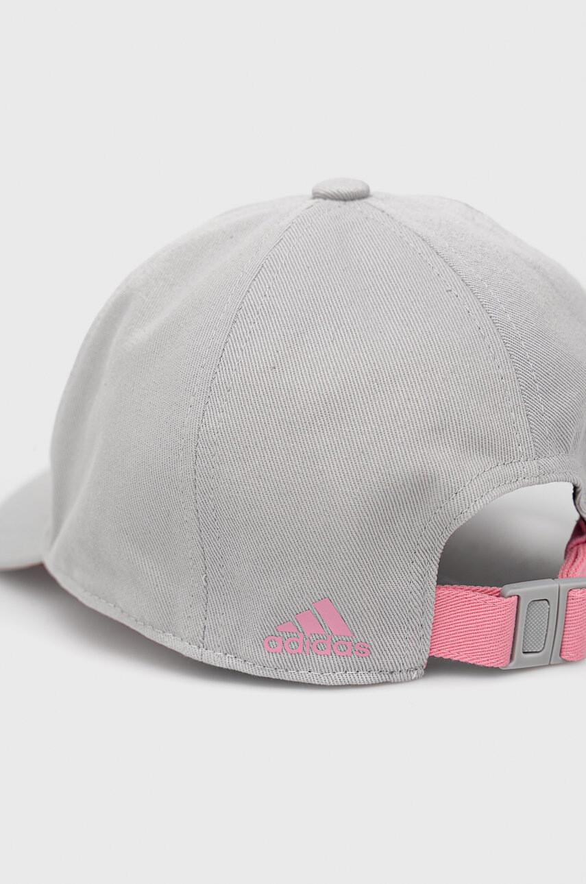 adidas Performance Детска памучна шапка в сиво с принт - Pepit.bg
