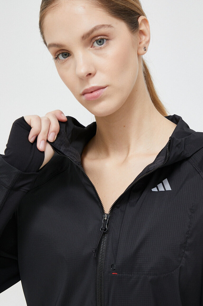 adidas Performance Яке за бягане Fast в черно с преходна изолация - Pepit.bg