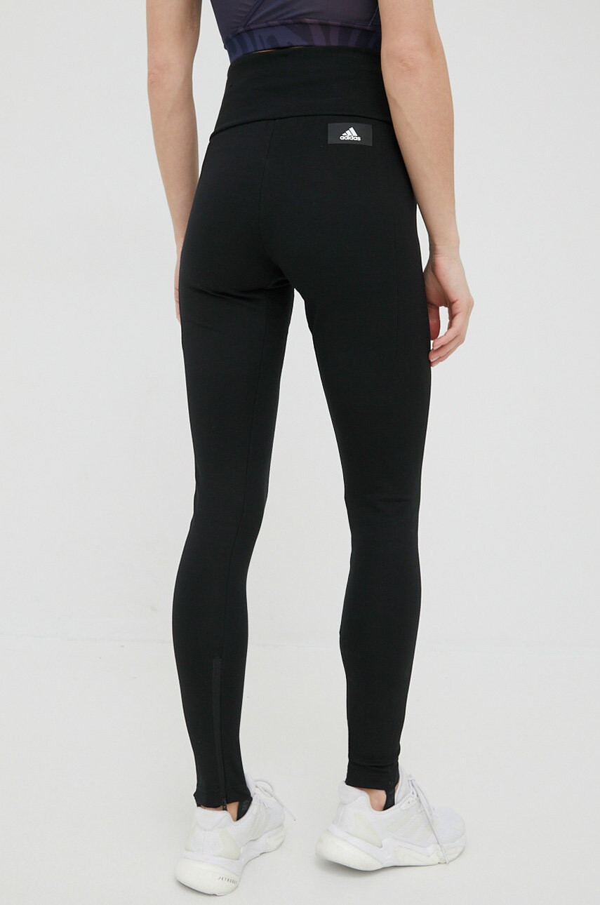 adidas Performance Клин HE3073 в черно с изчистен дизайн - Pepit.bg